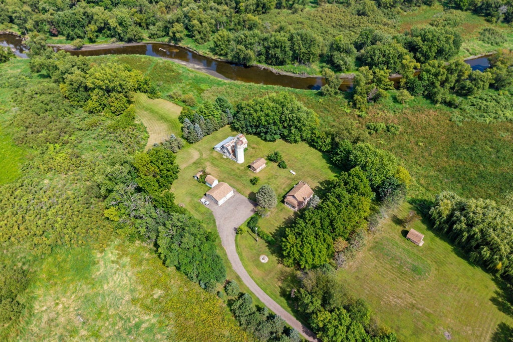 Photo of 4250 35th Street SW, Waverly, MN 55390 (MLS # 7163068)