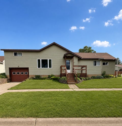Photo of 500 Superior Street, Milroy, MN 56263 (MLS # 7088355)