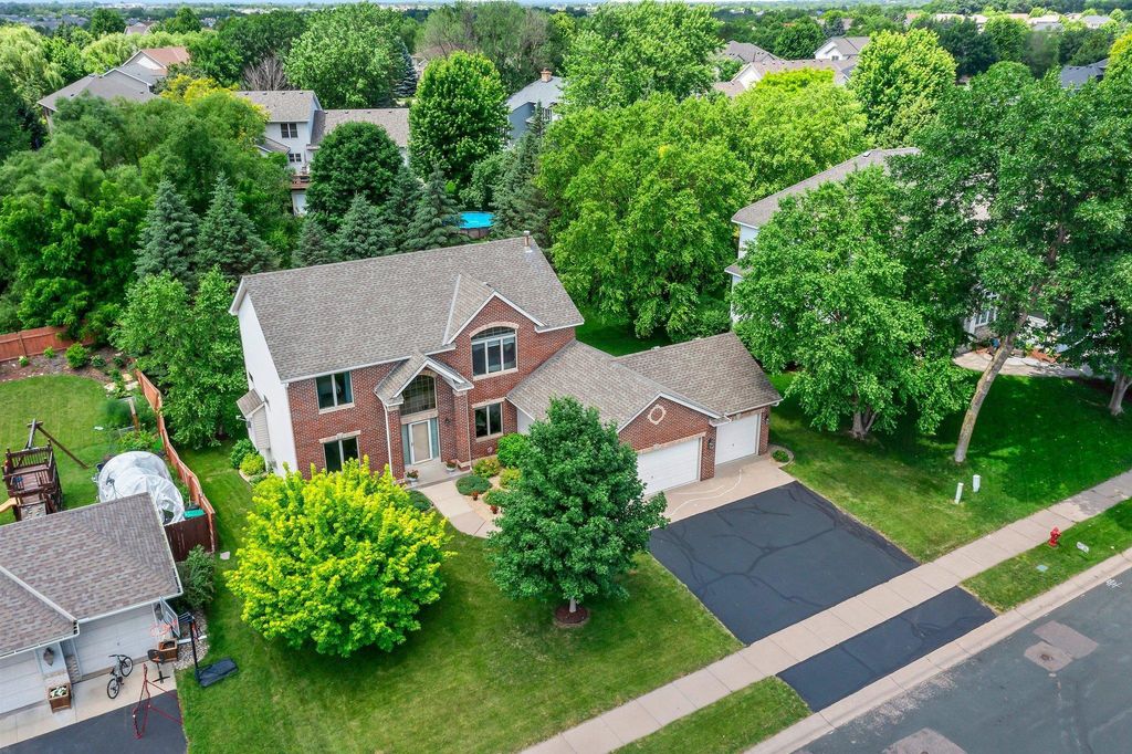 Photo of 7151 Weston Lane N, Maple Grove, MN 55311 (MLS # 6742147)