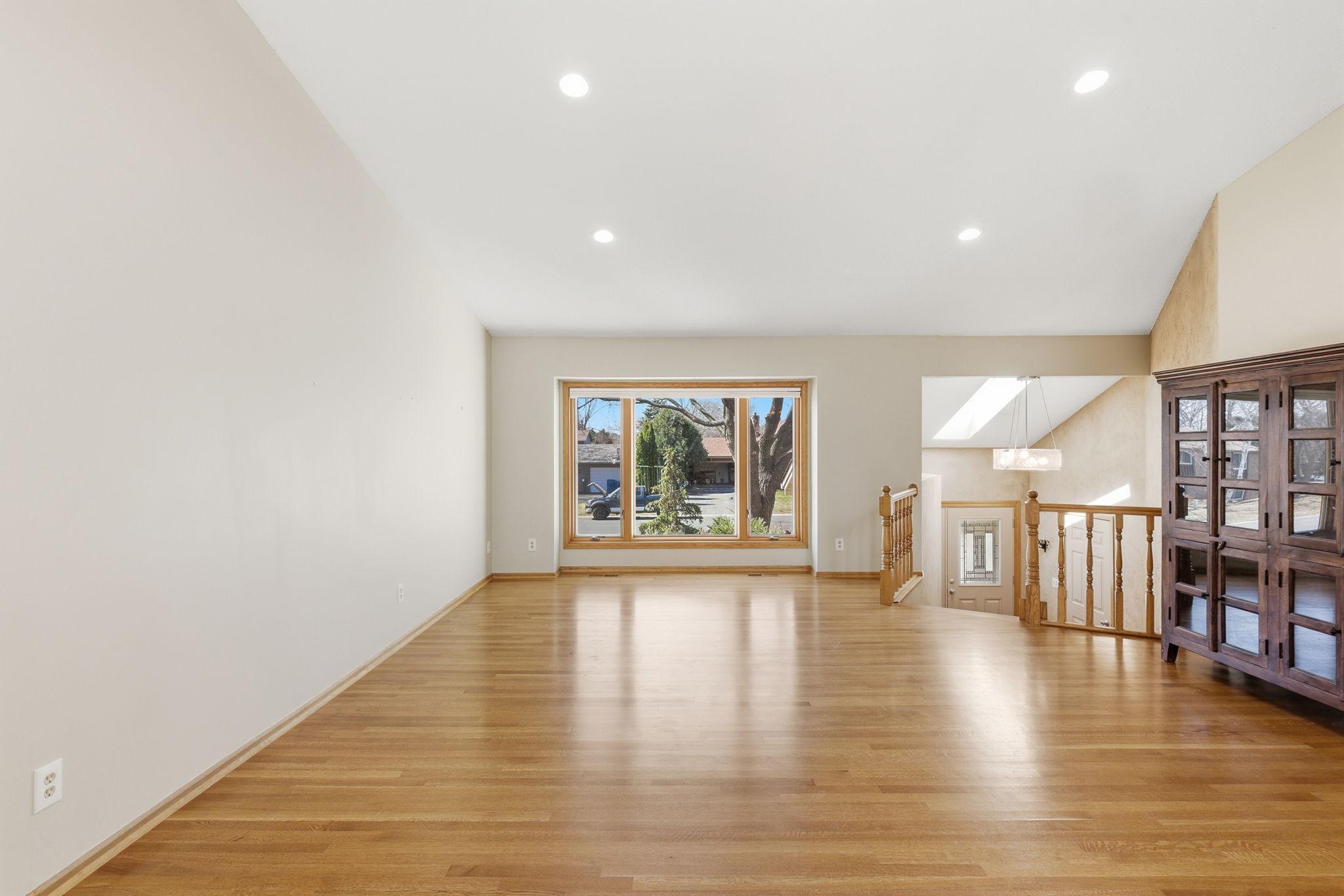 10549 Kentucky Avenue S