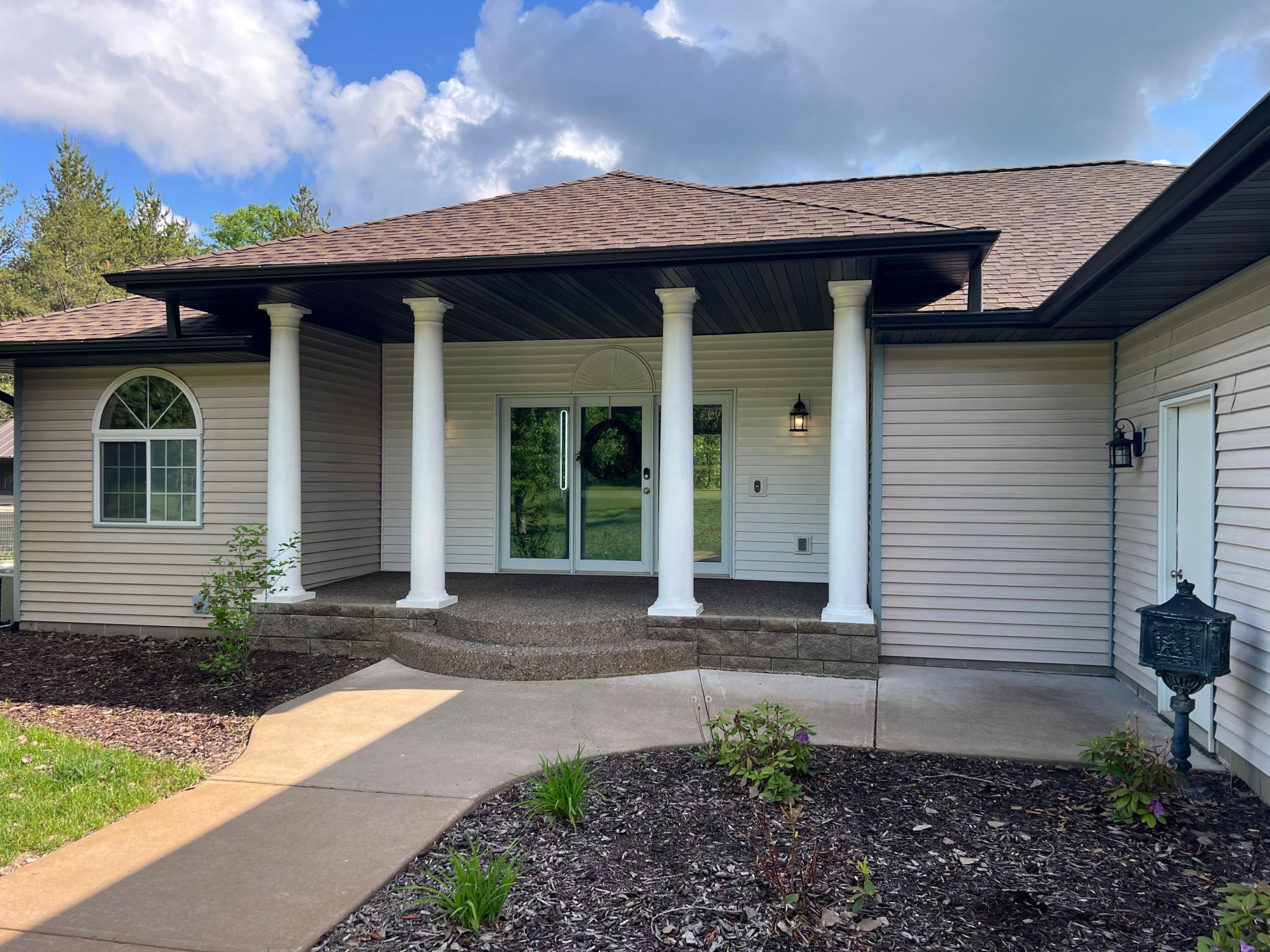 6563 Parkview Circle