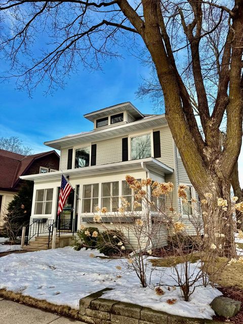 Photo of 127 4th Avenue SW, Faribault, MN 55021 (MLS # 7035494)