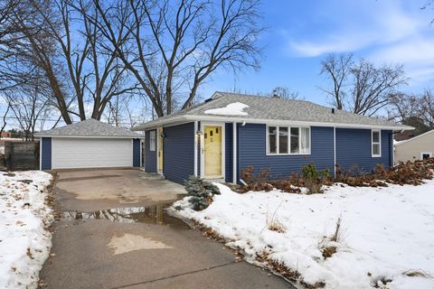 701 Eldridge Avenue W Roseville MN 55113