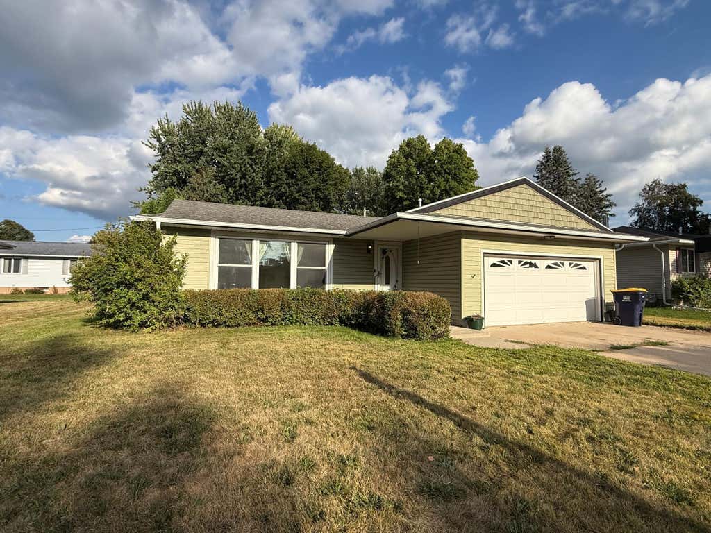 Photo of 115 1st Avenue SE, Plainview, MN 55964 (MLS # 7134426)