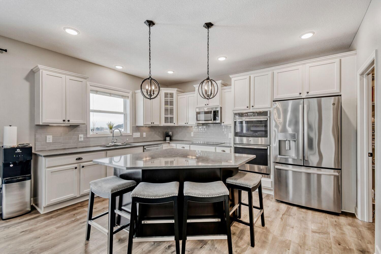 505 6th Street Lane N