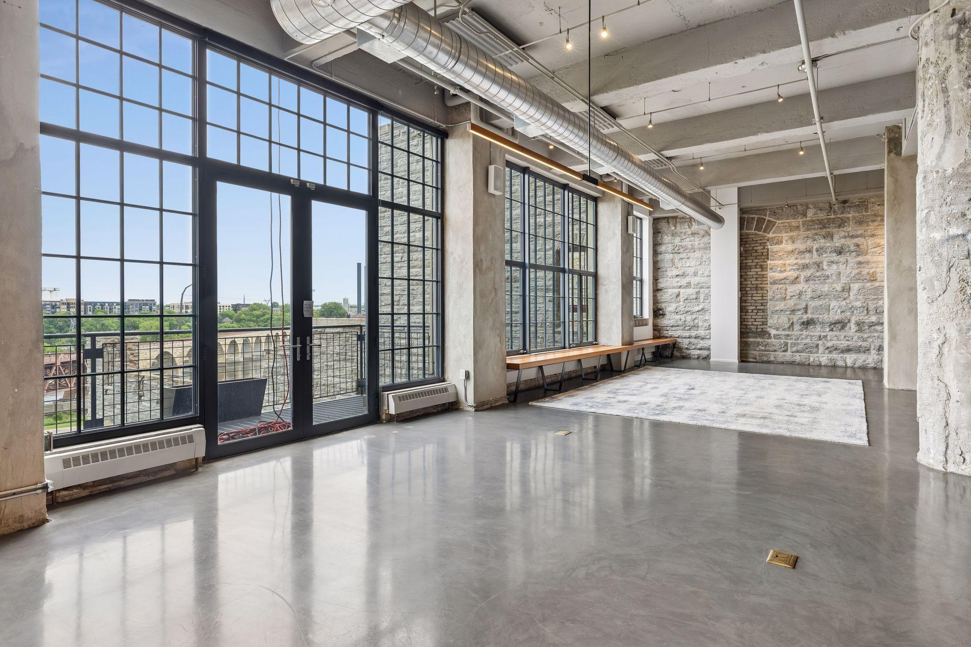 700 S 2nd Street W31