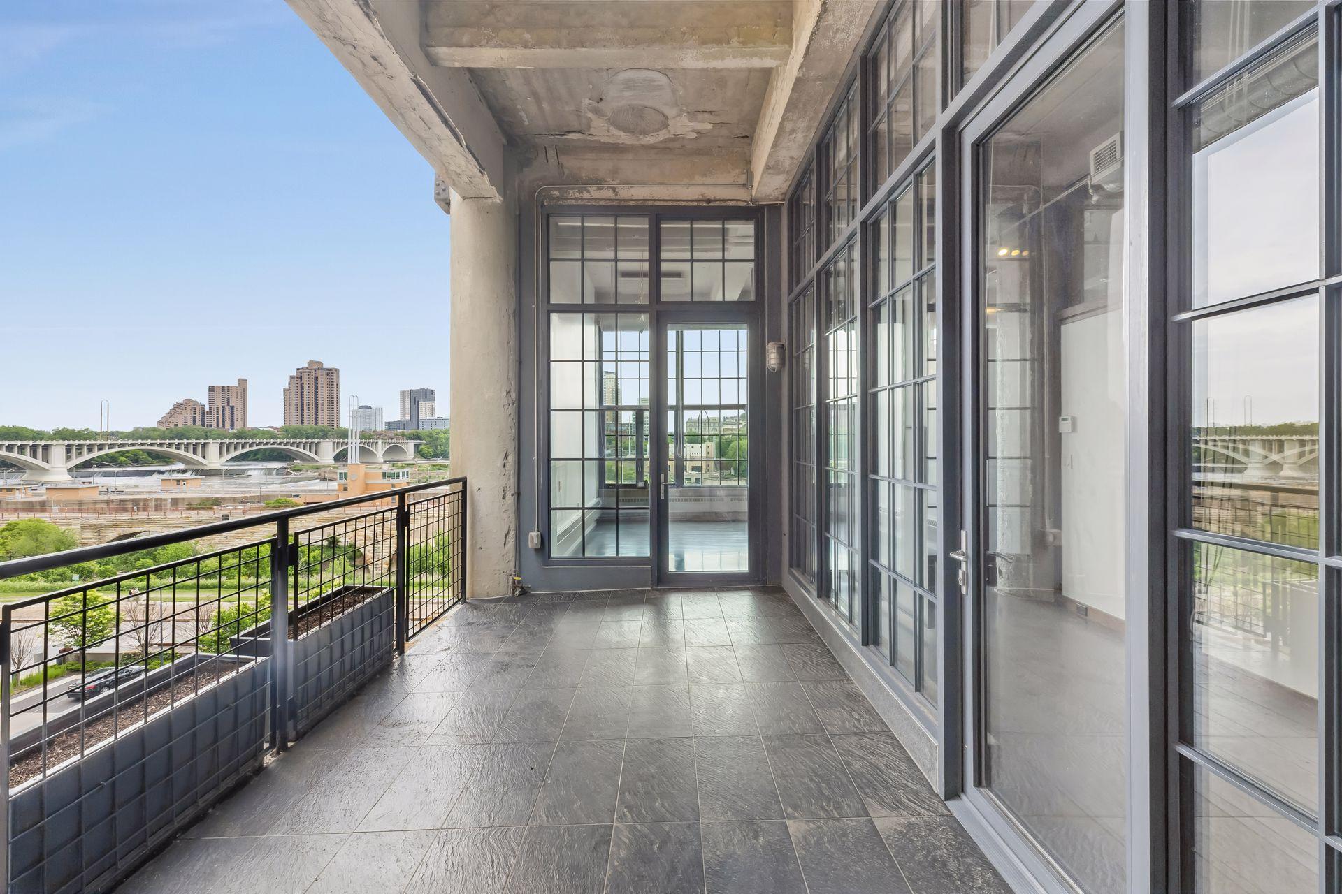 700 S 2nd Street W31