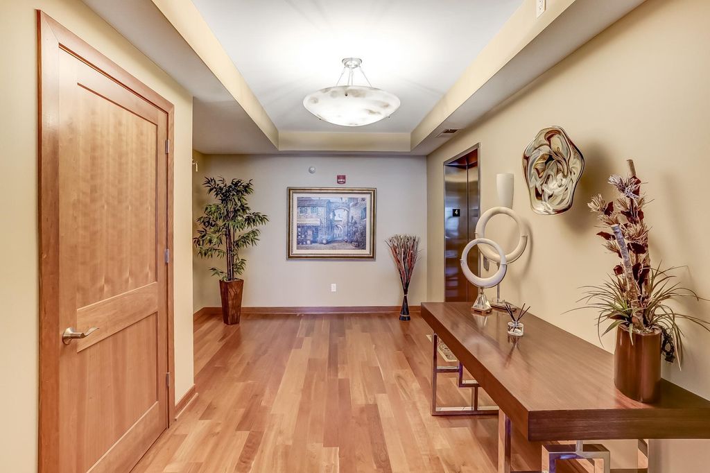 Photo of 1070 Grandview Court NE #406, Columbia Heights, MN 55421 (MLS # 6823249)