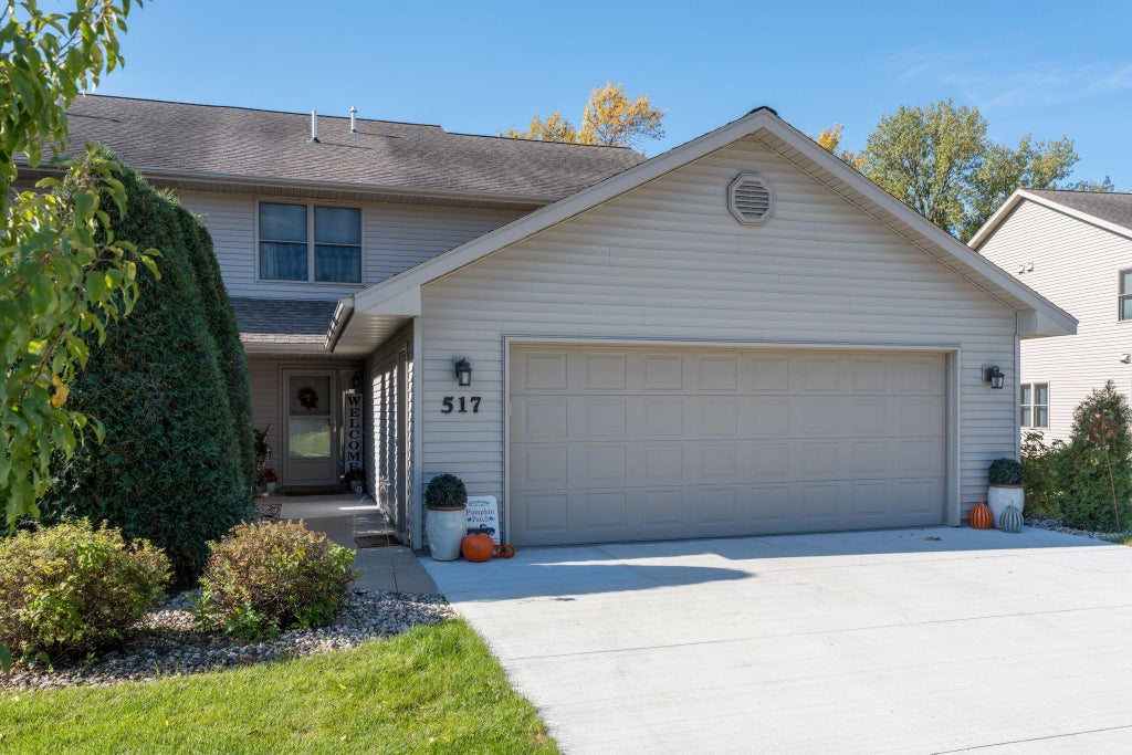 Photo of 517 W Riverview Drive, Waterville, MN 56096 (MLS # 7160609)
