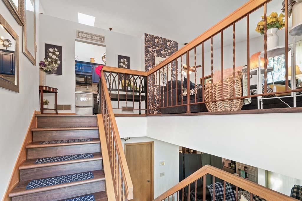 Photo of 6913 Sherwood Road, Woodbury, MN 55125 (MLS # 7003046)