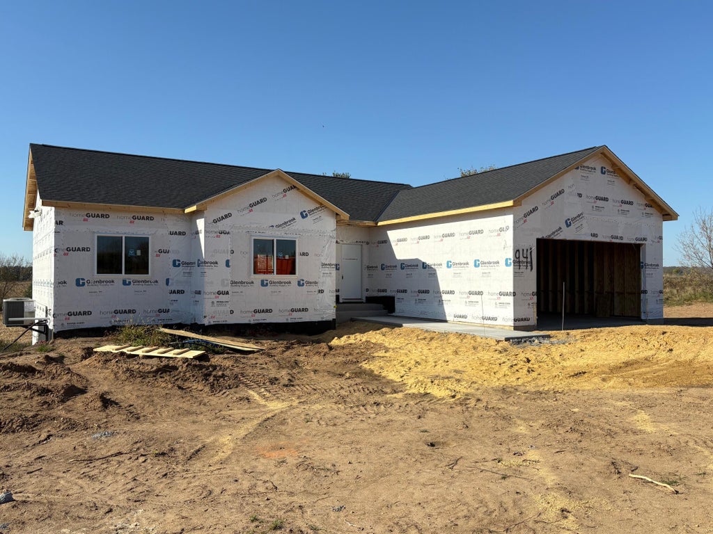 Photo of 941 187th Street, Osceola, WI 54009 (MLS # 7164256)