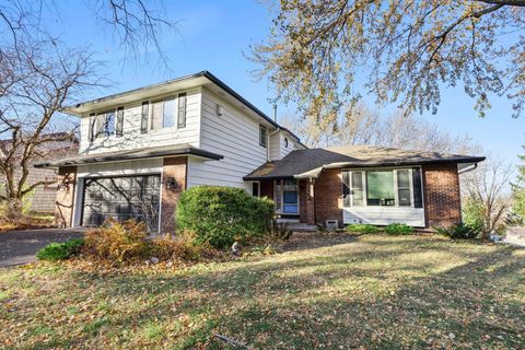 4444 Victoria Street N Shoreview MN 55126