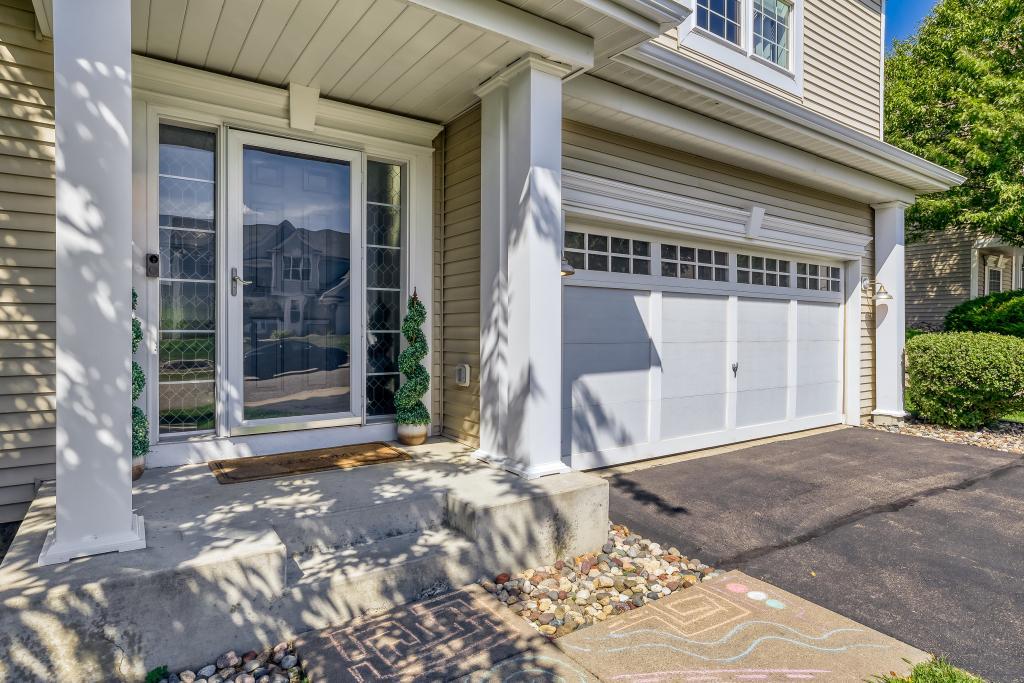Photo of 2321 Woodcrest Drive, Woodbury, MN 55129 (MLS # 7150454)