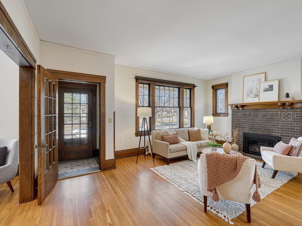 Photo of 1866 Summit Avenue, Saint Paul, MN 55105 (MLS # 7033995)