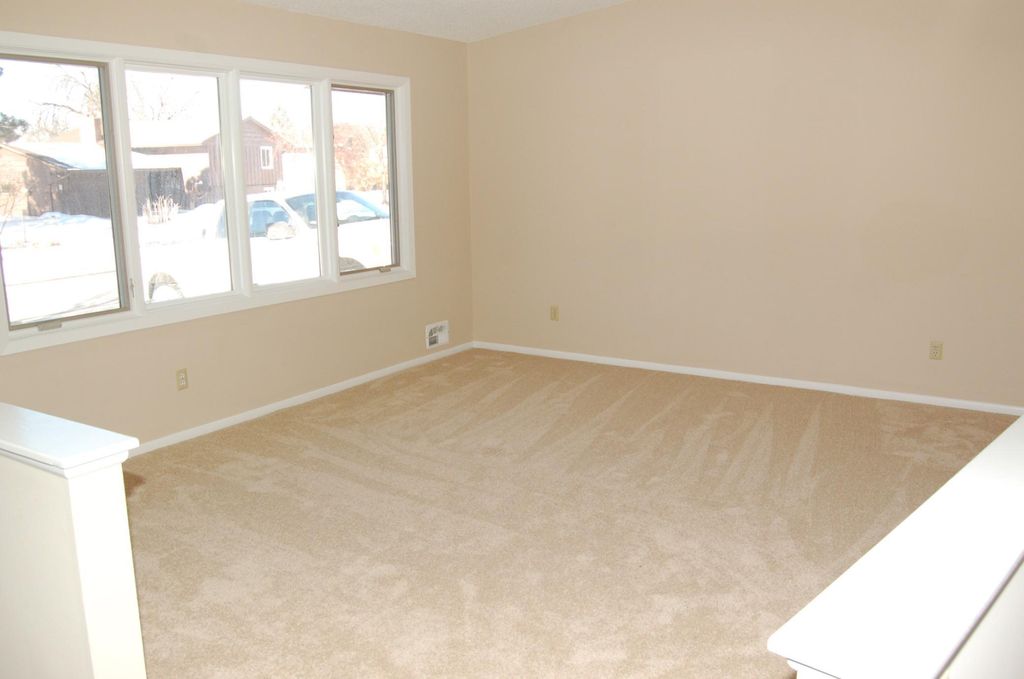 Photo of 7740 Hampshire Avenue N, Brooklyn Park, MN 55445 (MLS # 7014100)