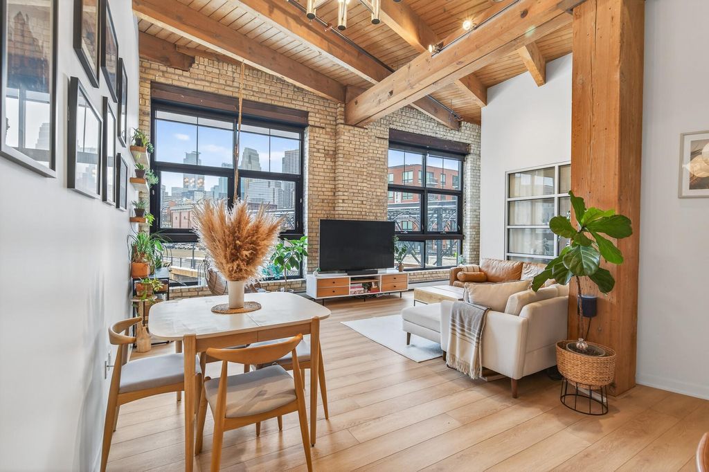 Photo of 404 Washington Avenue N #205, Minneapolis, MN 55401 (MLS # 7001111)