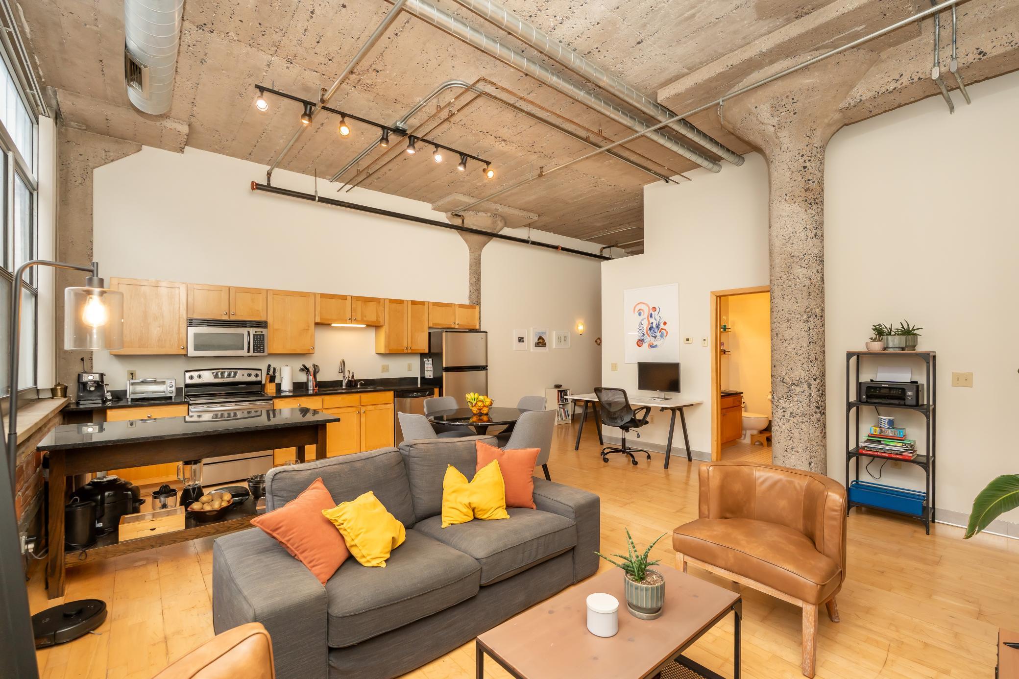 521 S 7th Street 508