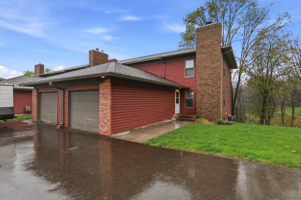 Photo of 531 Hunter Hill Road, Hudson, WI 54016 (MLS # 7076591)