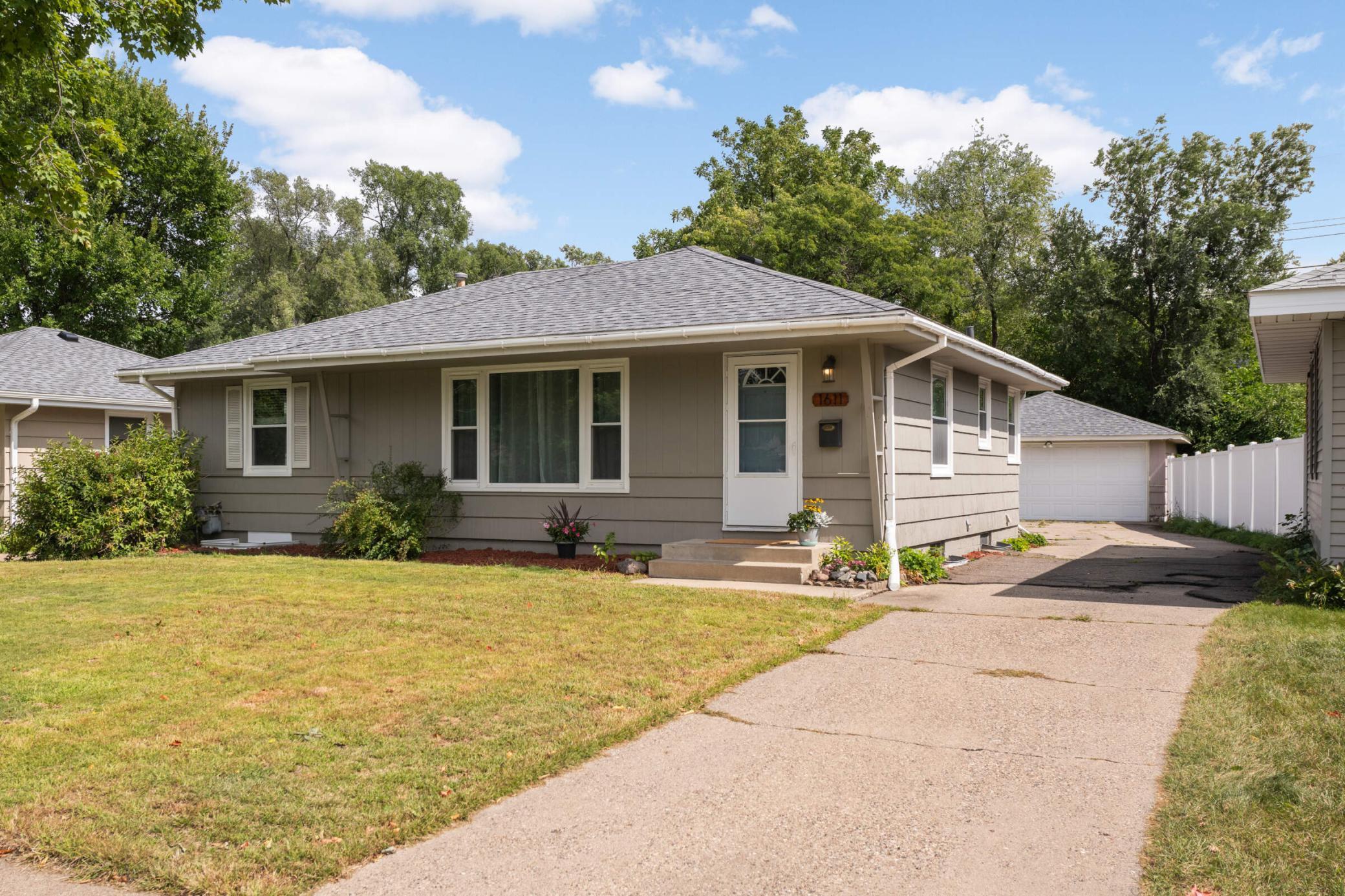 1611 Oregon Avenue S