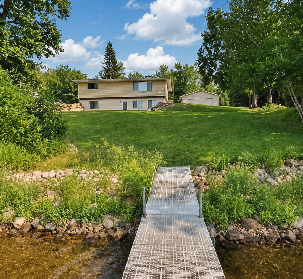 Photo of 32727 Nuthatch Avenue, Aitkin, MN 56431 (MLS # 7116752)