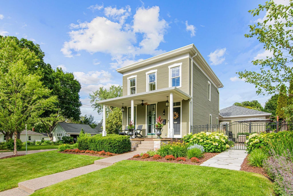 Photo of 4930 Morehead Avenue, White Bear Lake, MN 55110 (MLS # 7095361)