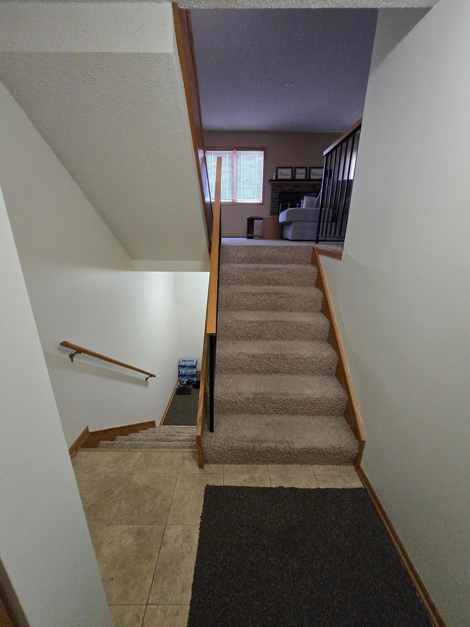 28 Elton Ridge Court NW