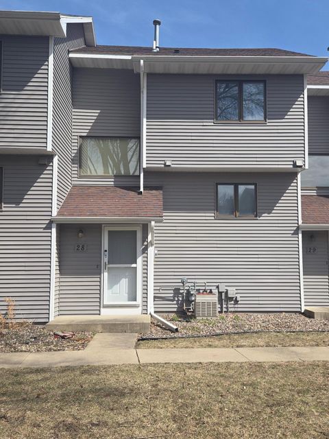 28 Elton Ridge Court NW Rochester MN 55901