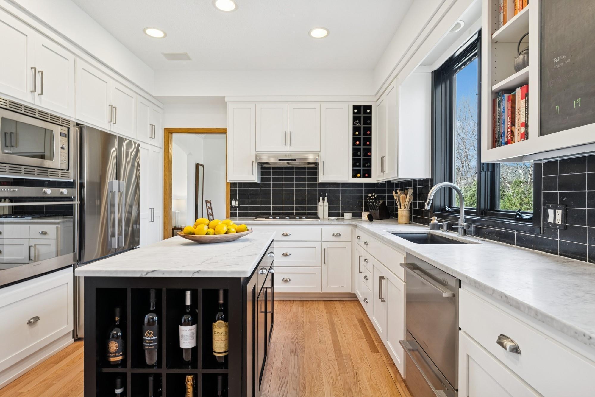 3412 Williamsburg Parkway