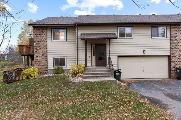 Photo of 826 Prairie Lane SW, Alexandria, MN 56308 (MLS # 7154935)