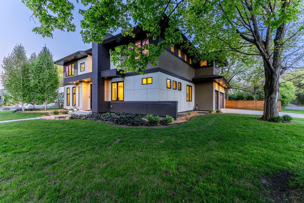 Photo of 6113 Jeffrey Lane, Edina, MN 55436 (MLS # 7052470)