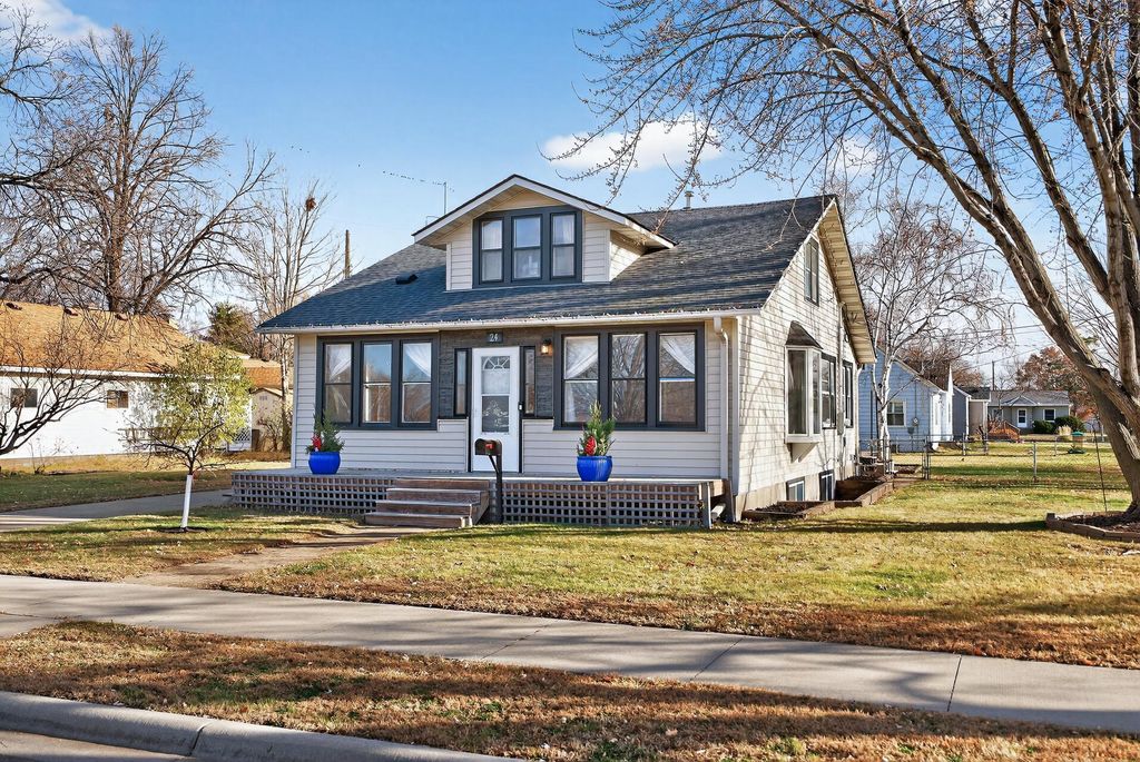 Photo of 24 3rd Avenue SE, Osseo, MN 55369 (MLS # 7046789)