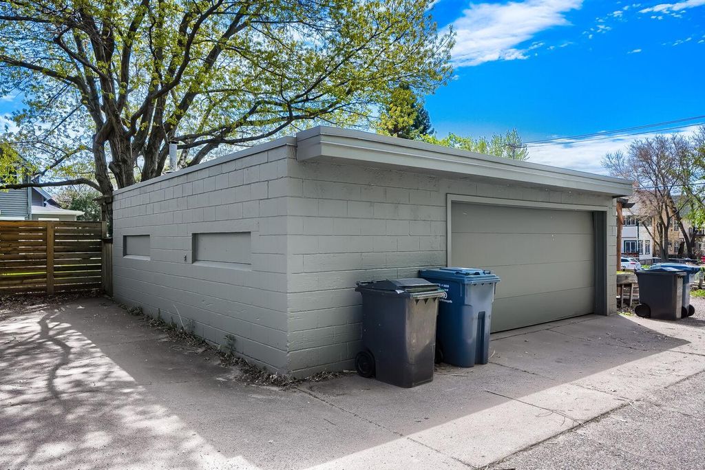 Photo of 1310 Washington Street NE, Minneapolis, MN 55413 (MLS # 7071152)