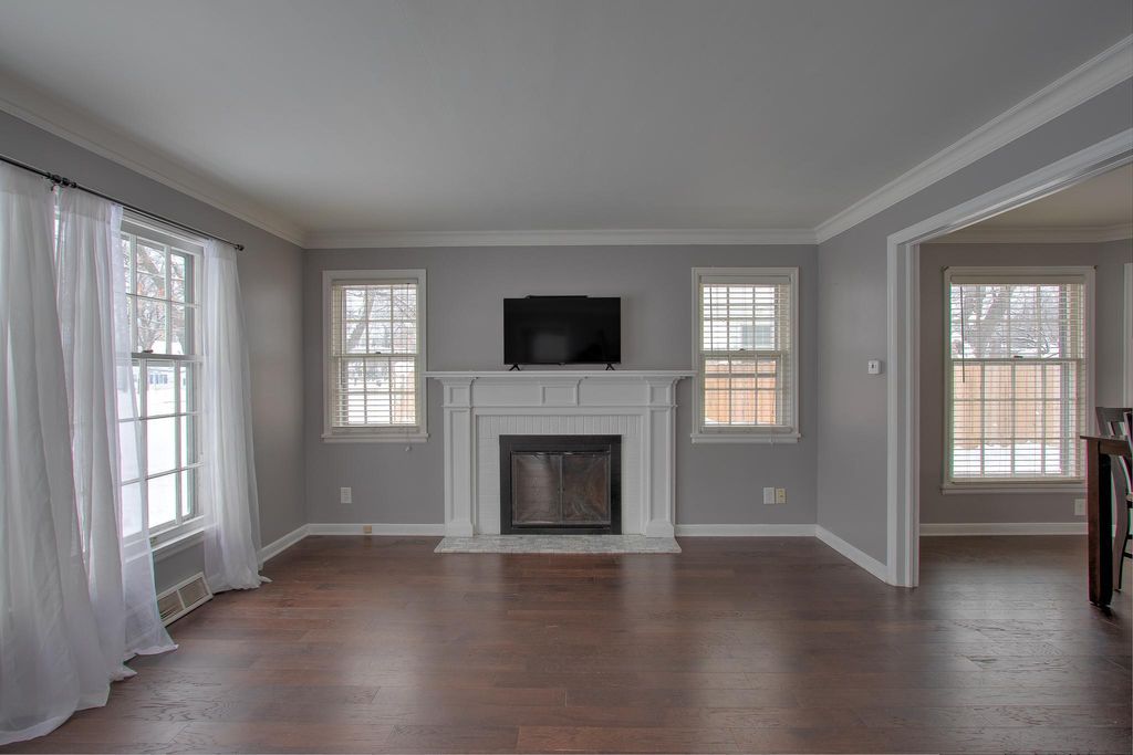 Photo of 337 Union Street S, Mora, MN 55051 (MLS # 6825071)