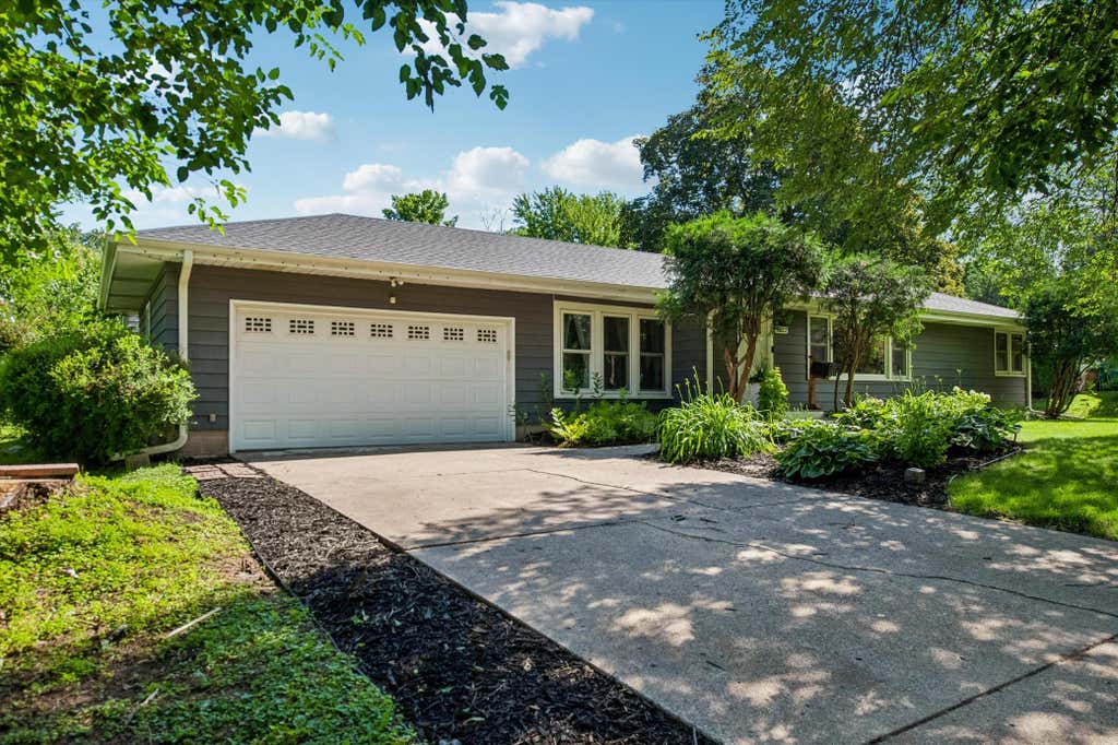 Photo of 9222 W 22nd Lane, Saint Louis Park, MN 55426 (MLS # 7098616)