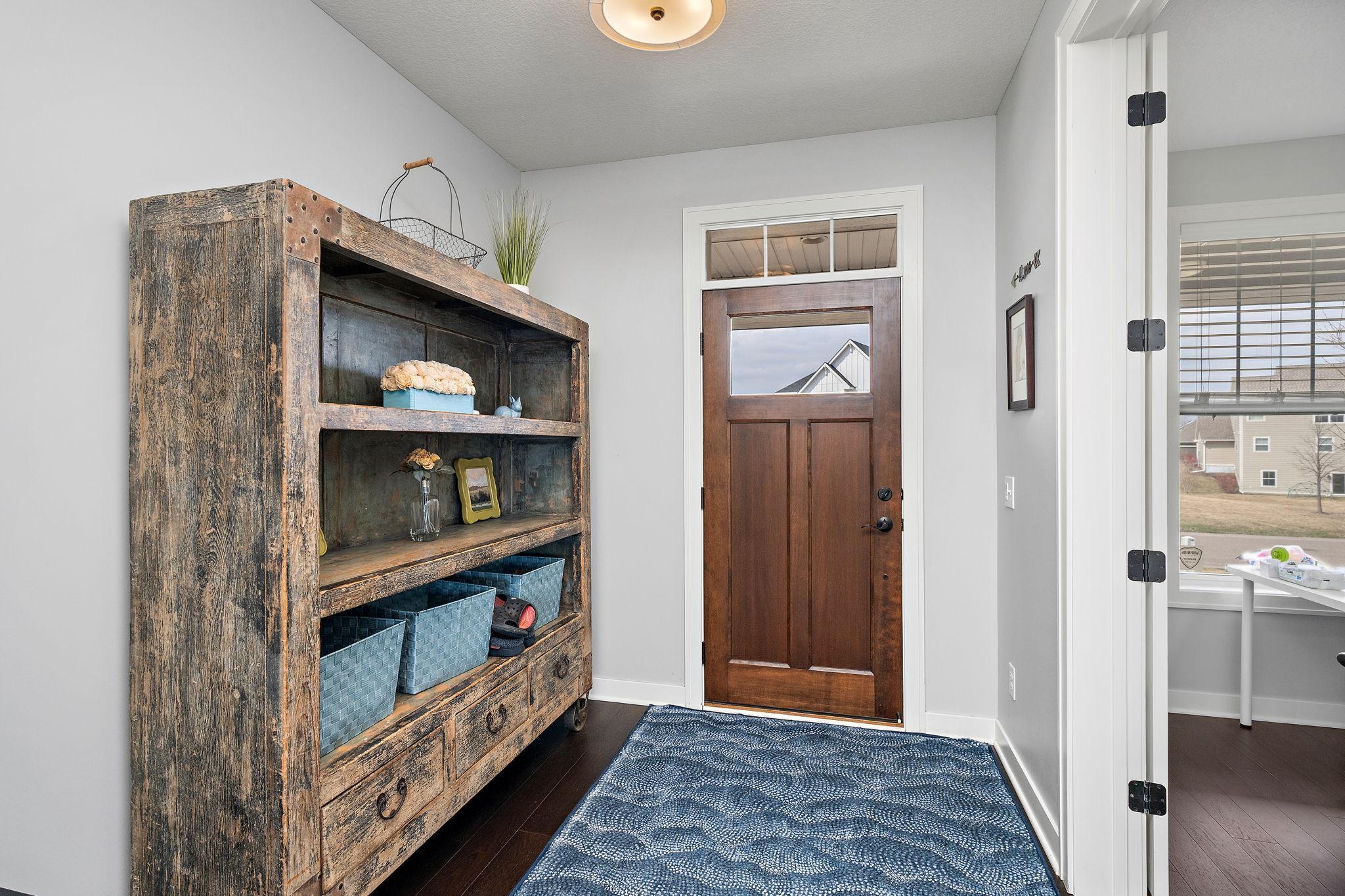 12575 Foxhill Avenue N