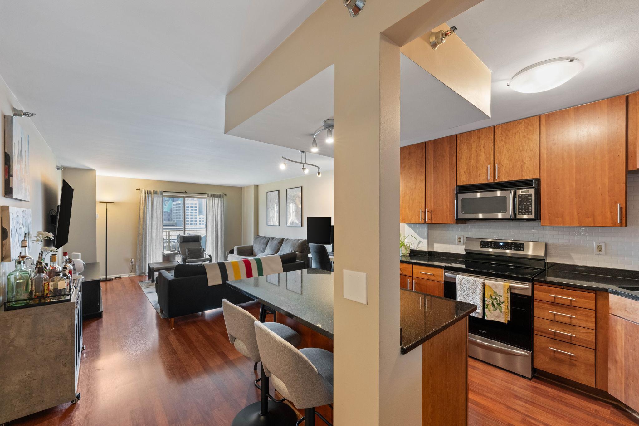 401 S 1st Street 708