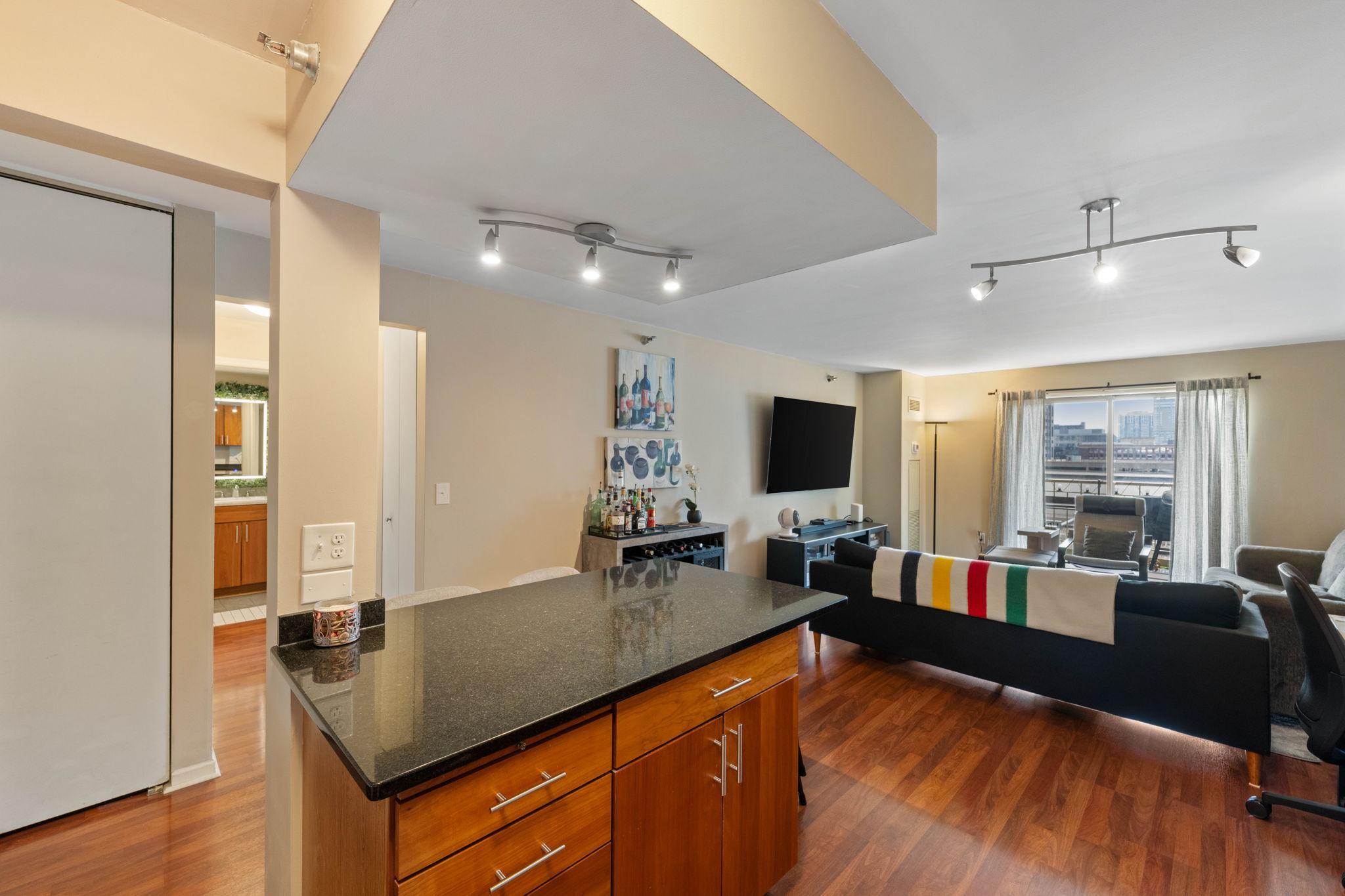 401 S 1st Street 708