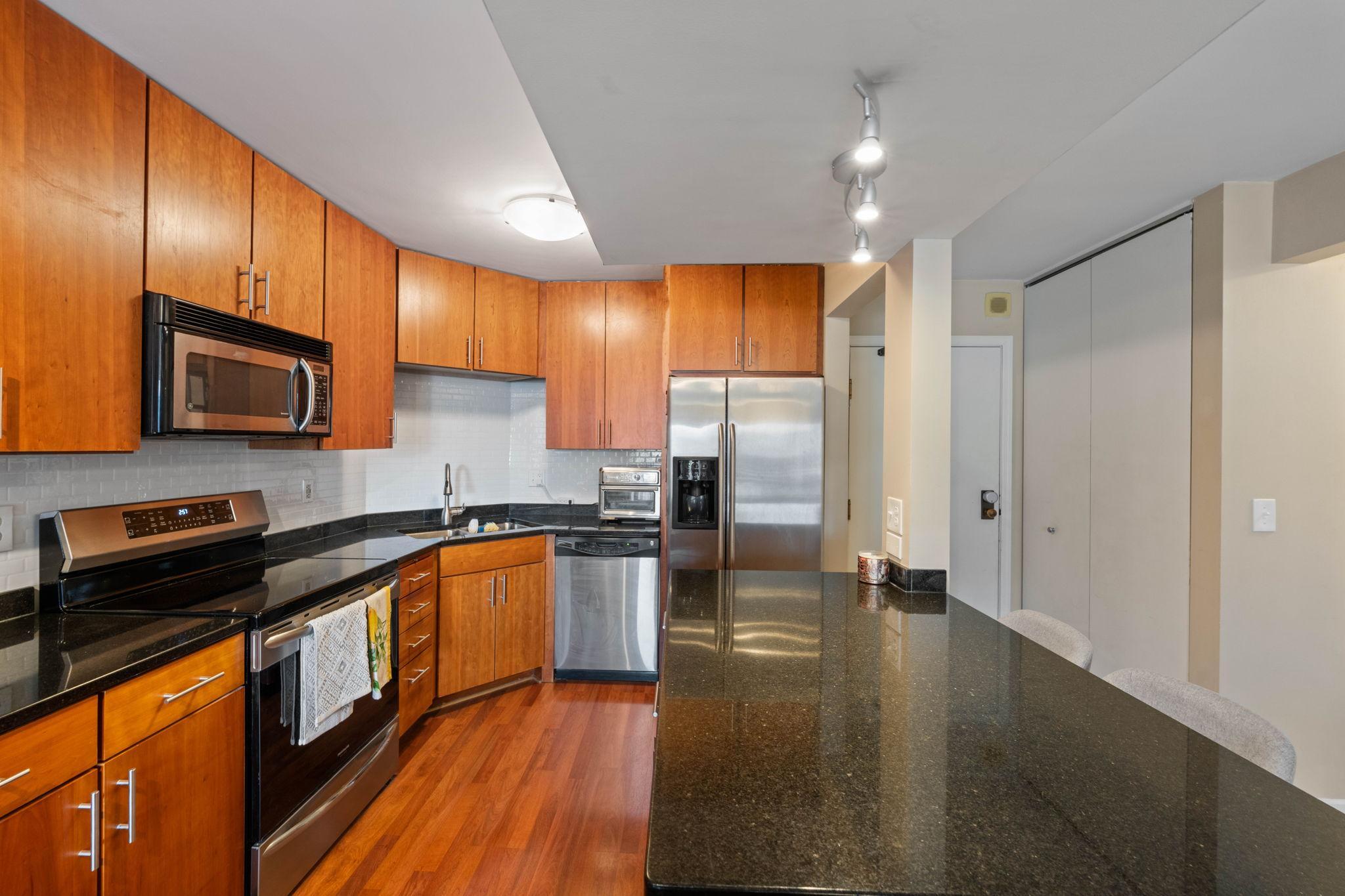 401 S 1st Street 708