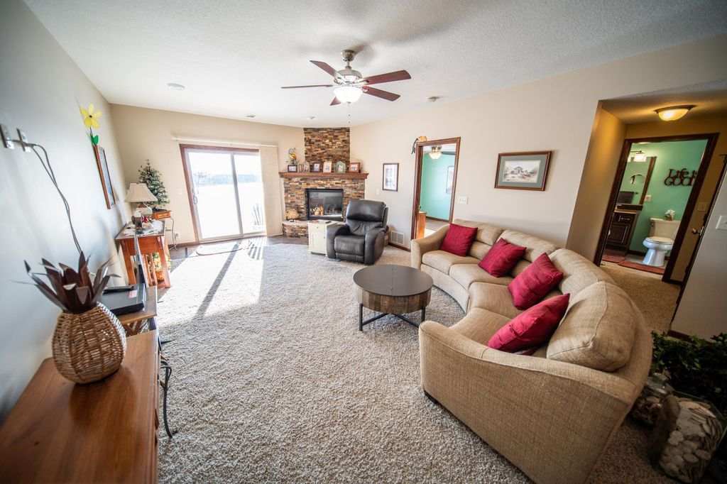 Photo of 2516 Superior Ln NW Ln, Rochester, MN 55901 (MLS # 6700254)