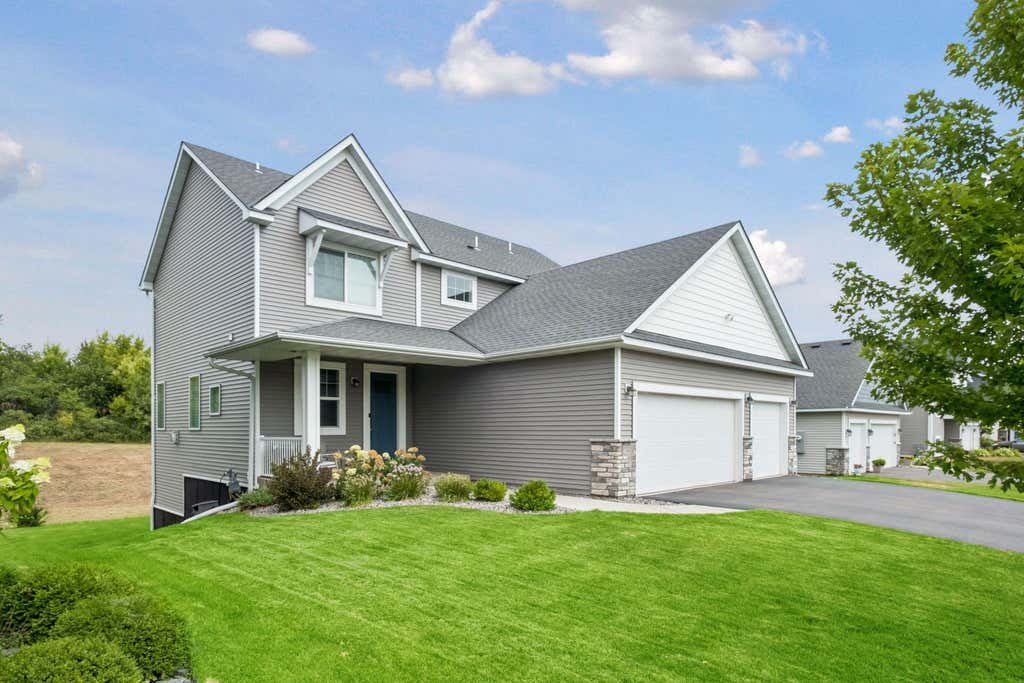 Photo of 13938 Ashford Path, Rosemount, MN 55068 (MLS # 7130219)