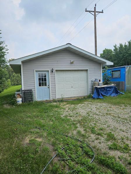 2742 State Highway 11 SE