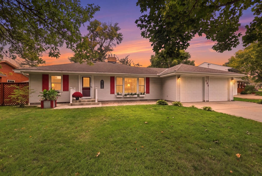 Photo of 137 N Morningside Drive, Le Sueur, MN 56058 (MLS # 7142262)