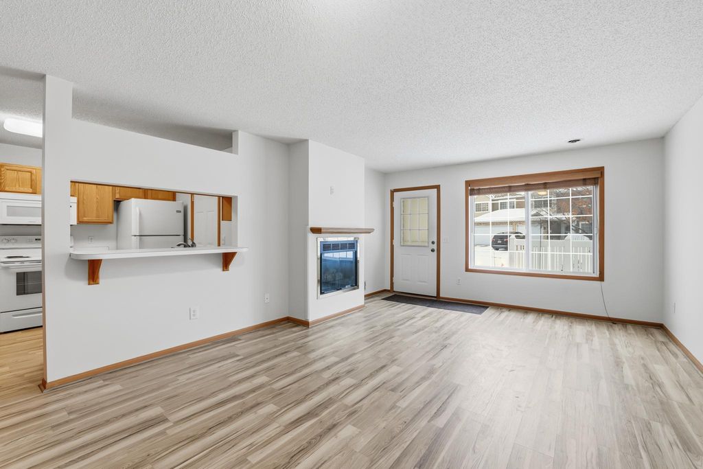 Photo of 677 Mariner Way, Woodbury, MN 55129 (MLS # 6824843)