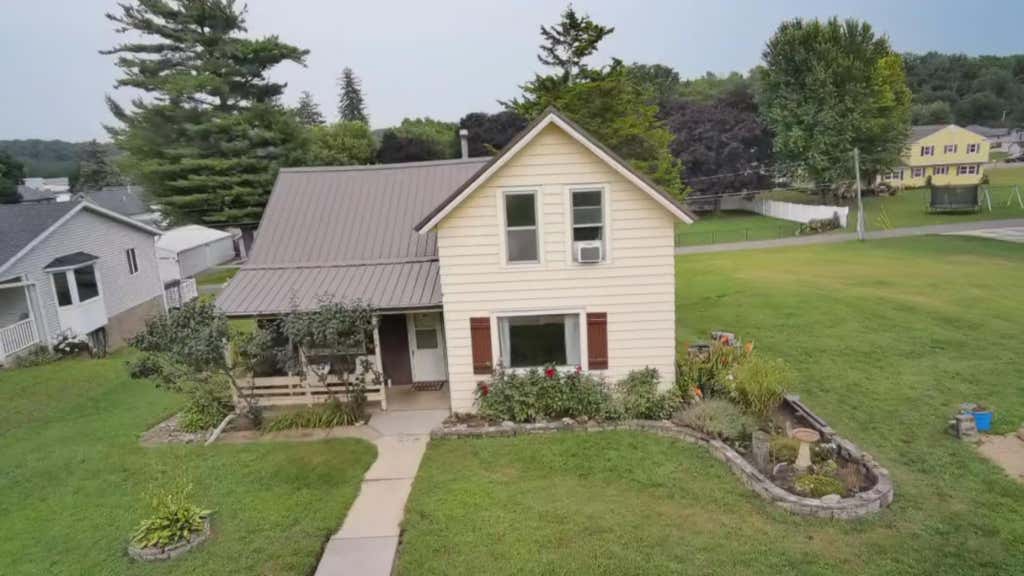 Photo of 1543 Wabasha Avenue, Saint Charles, MN 55972 (MLS # 7090167)
