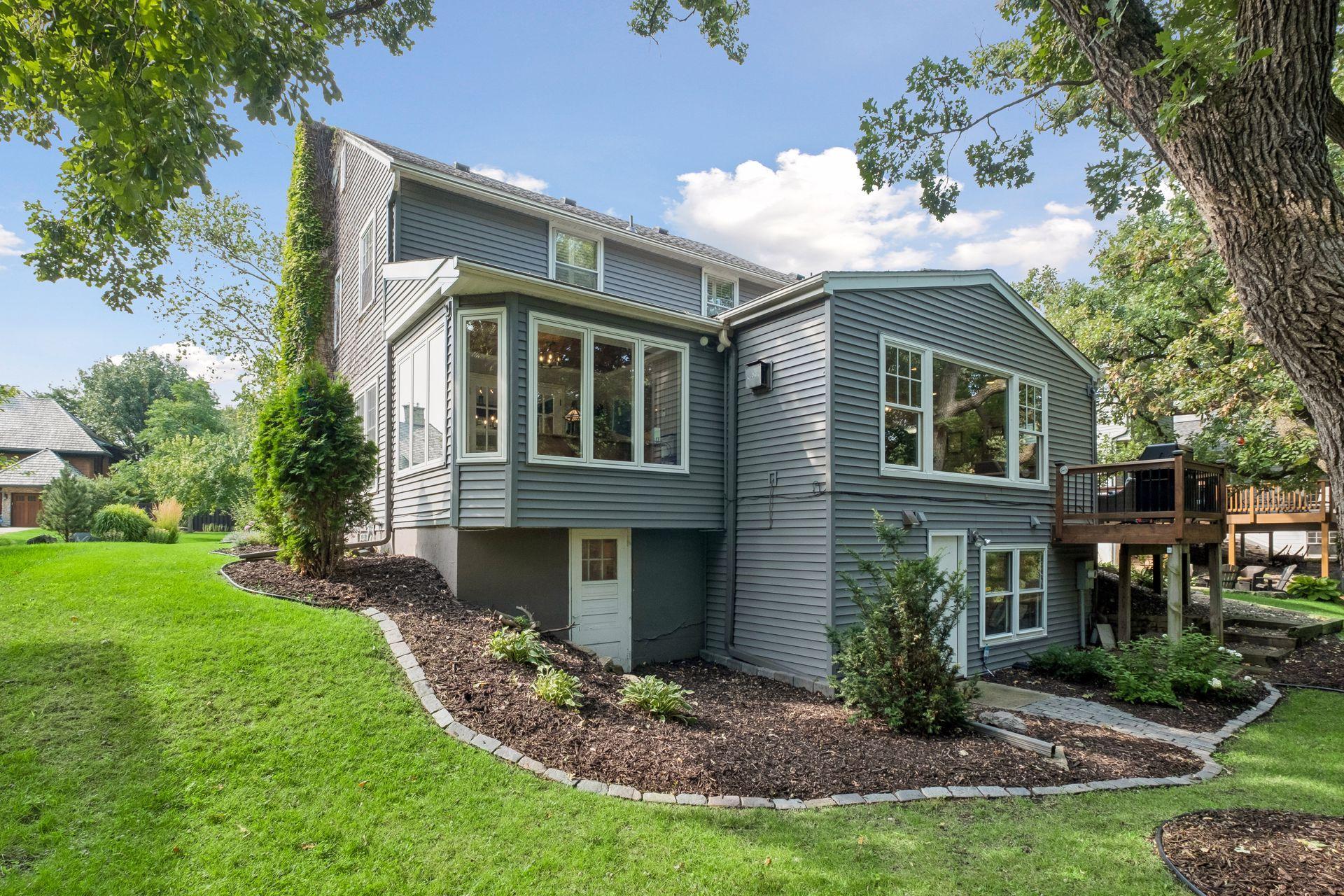 3308 W 55th Street