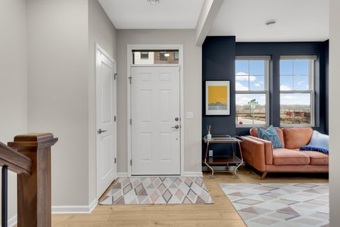 905 Woodlawn Avenue G Saint Paul MN 55116