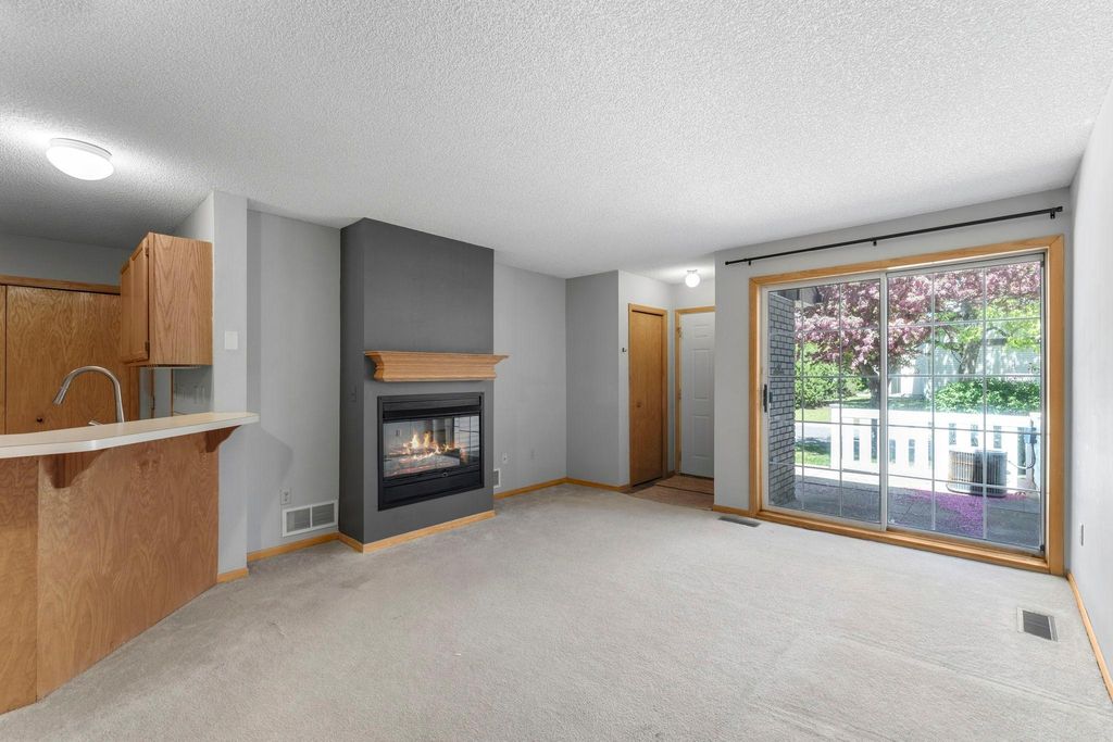 Photo of 4026 Wilshire Circle #76, Shoreview, MN 55126 (MLS # 7073333)