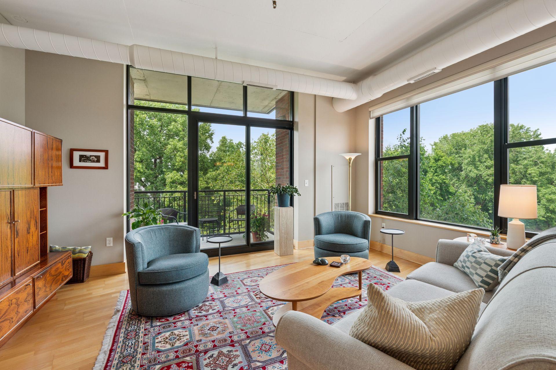 150 2nd Street NE B302