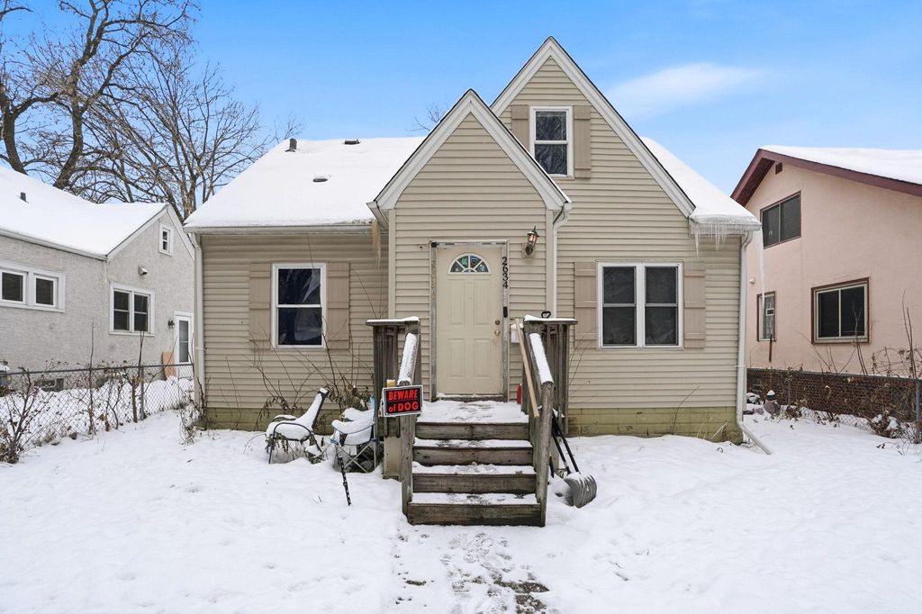 Photo of 2634 Irving Avenue N, Minneapolis, MN 55411 (MLS # 6823884)
