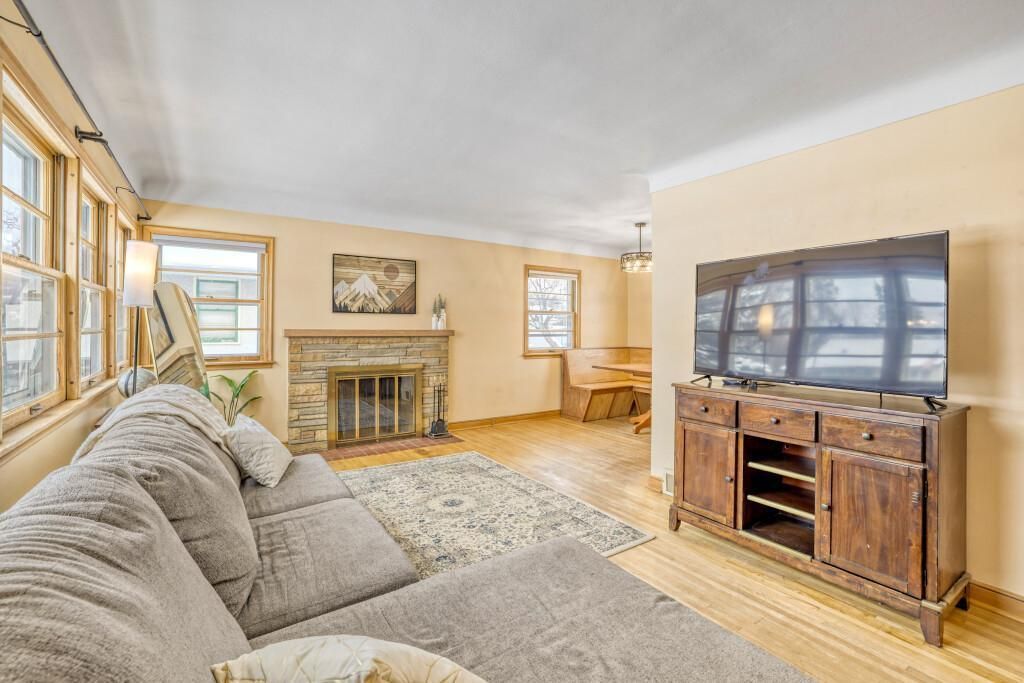 Photo of 1406 Schletti Street, Saint Paul, MN 55117 (MLS # 6816526)